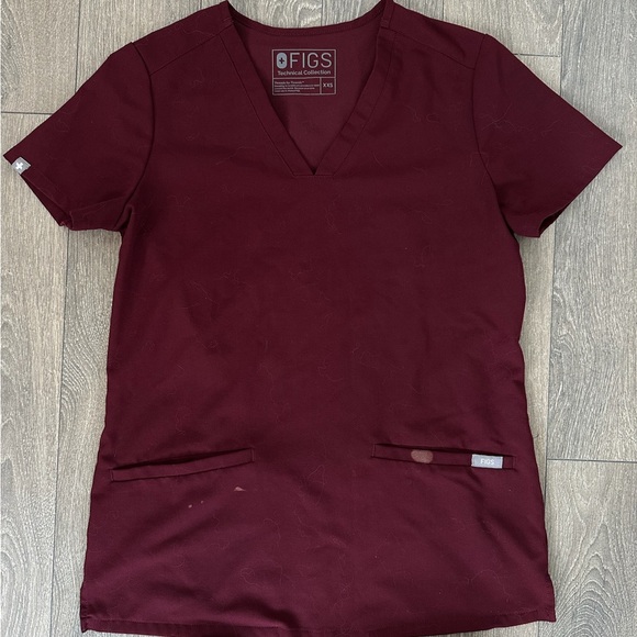 Figs Casma Three-Pocket Scrub Top - burgundy XXS - Picture 2 of 3
